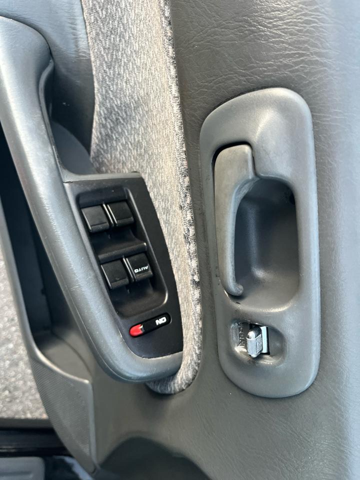 Honda Civic LX sedan 1999