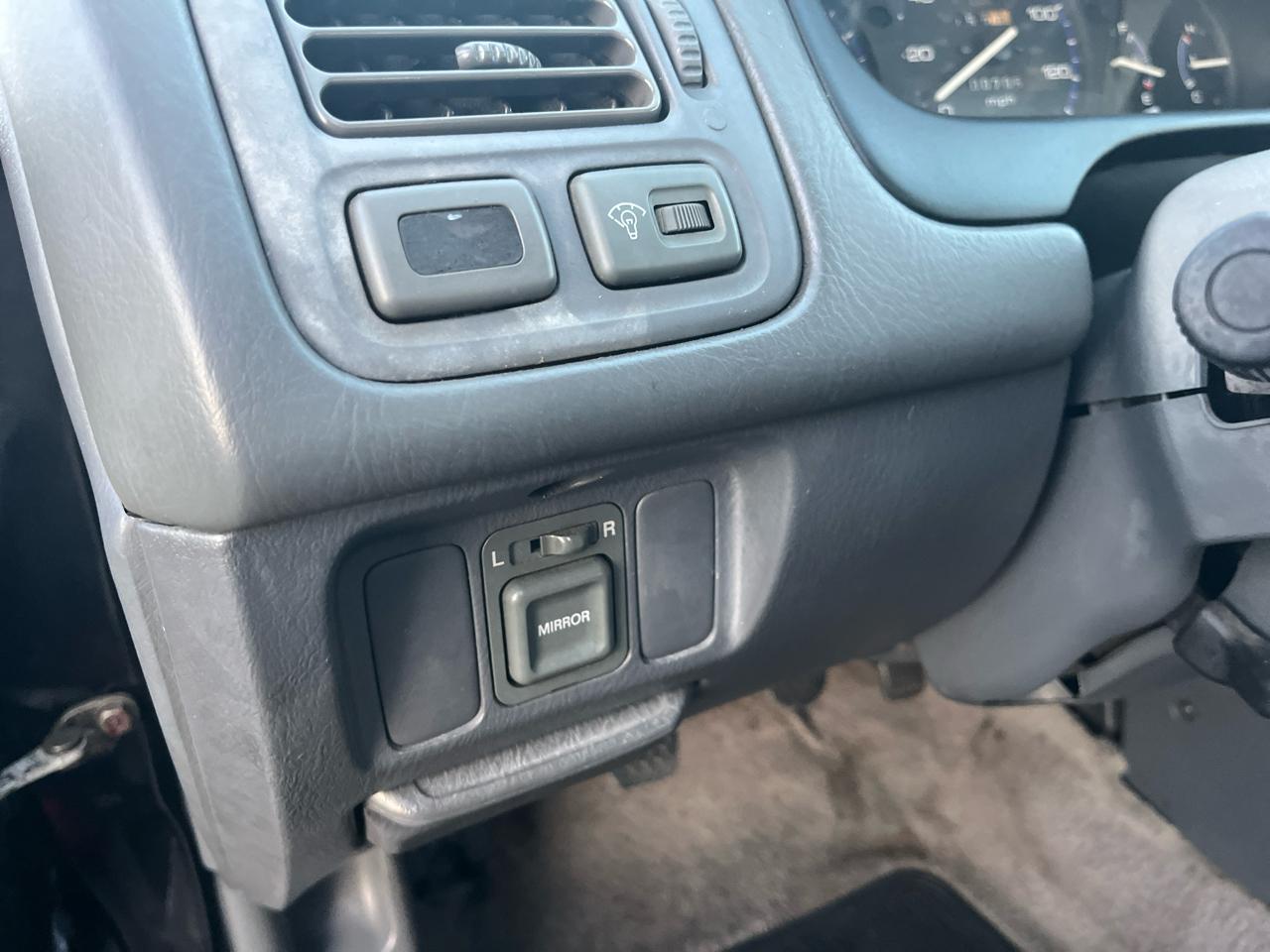 Honda Civic LX sedan 1999