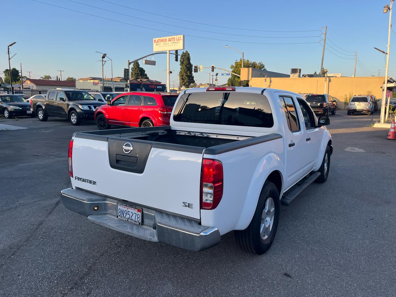 Nissan Frontier LE Crew Cab 2WD 2008