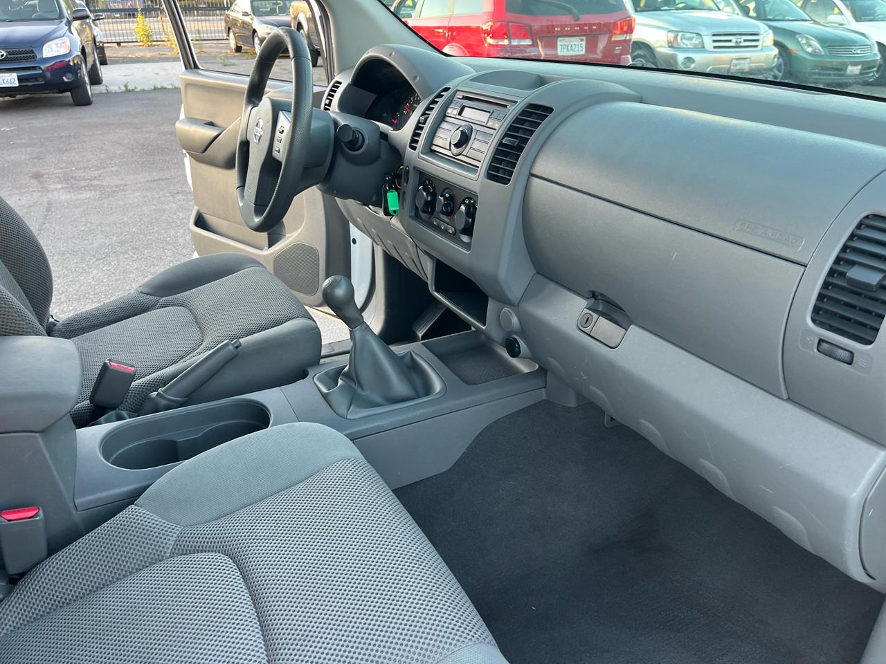 Nissan Frontier LE Crew Cab 2WD 2008