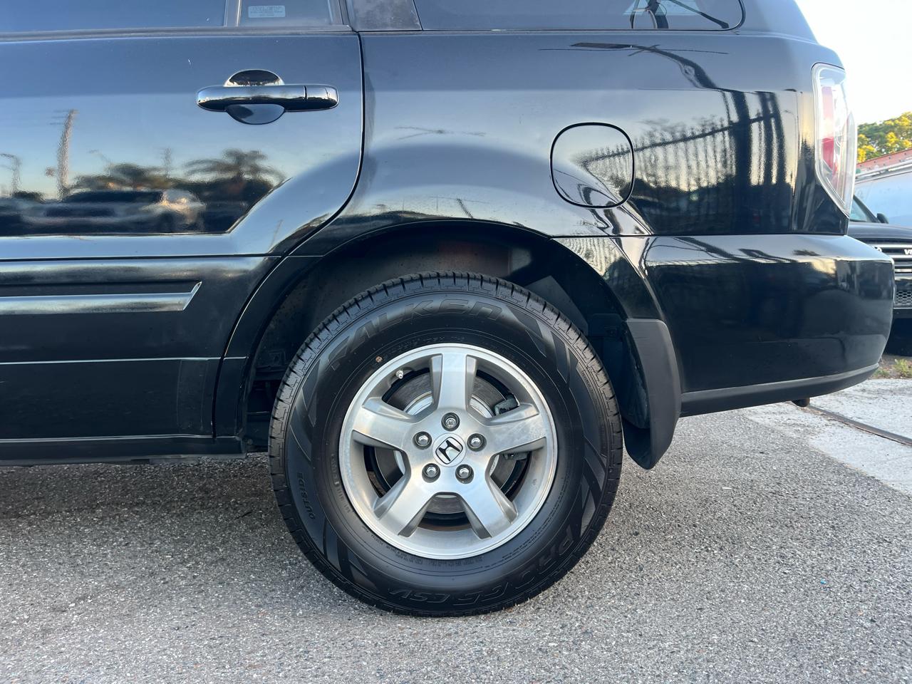 Honda Pilot EX w/ Leather 2006
