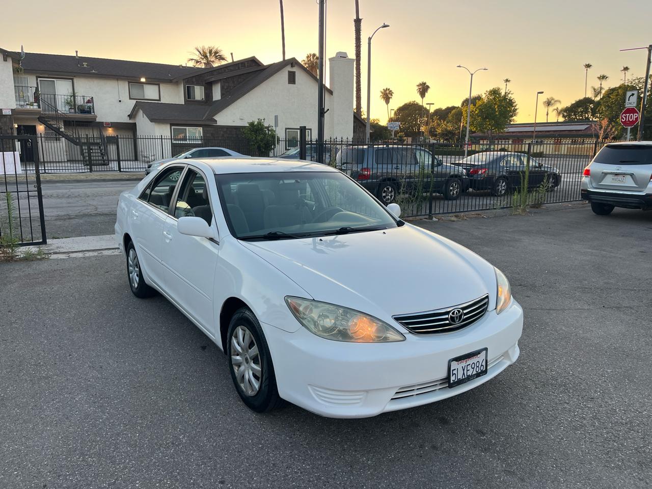 Toyota Camry LE 2005