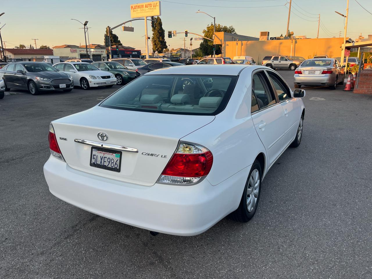 Toyota Camry LE 2005