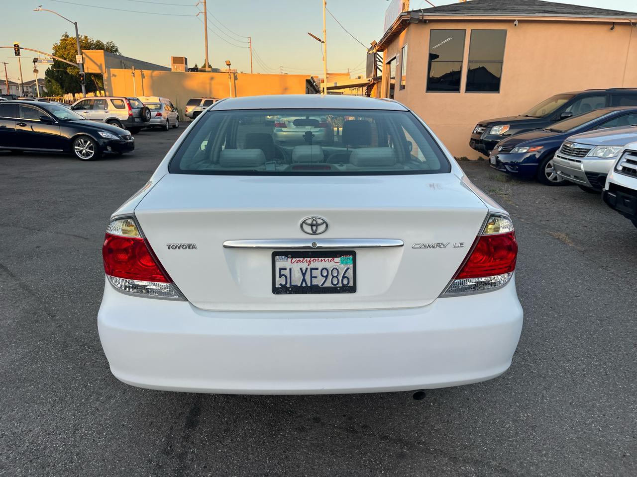 Toyota Camry LE 2005