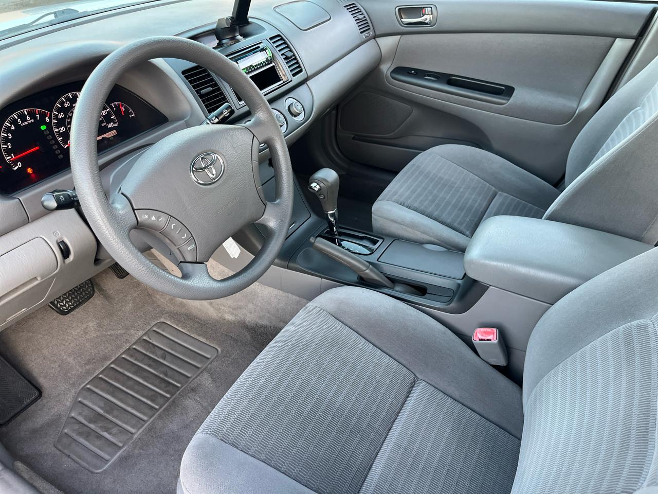 Toyota Camry LE 2005