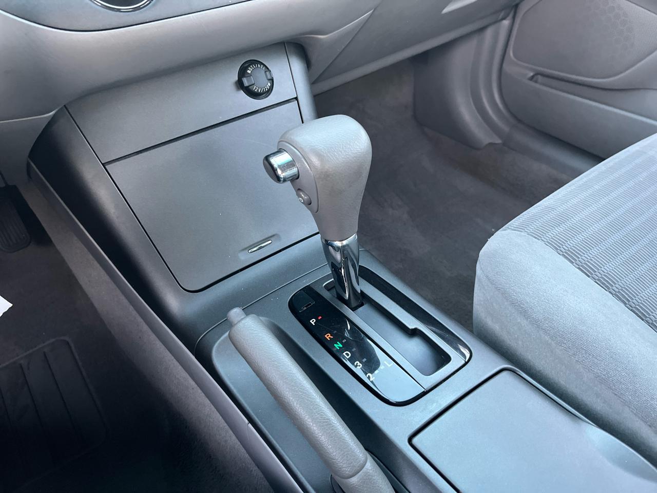 Toyota Camry LE 2005