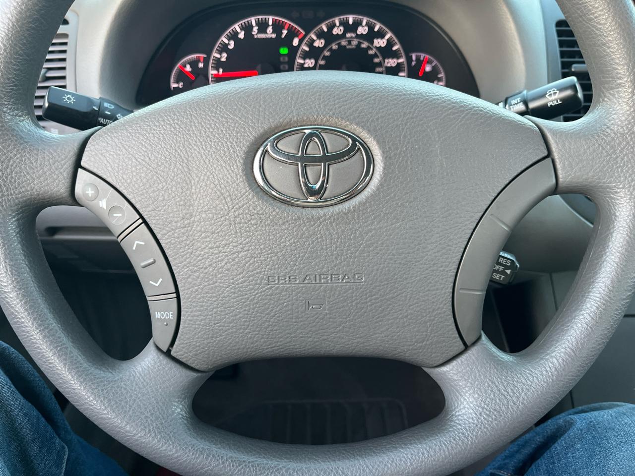Toyota Camry LE 2005