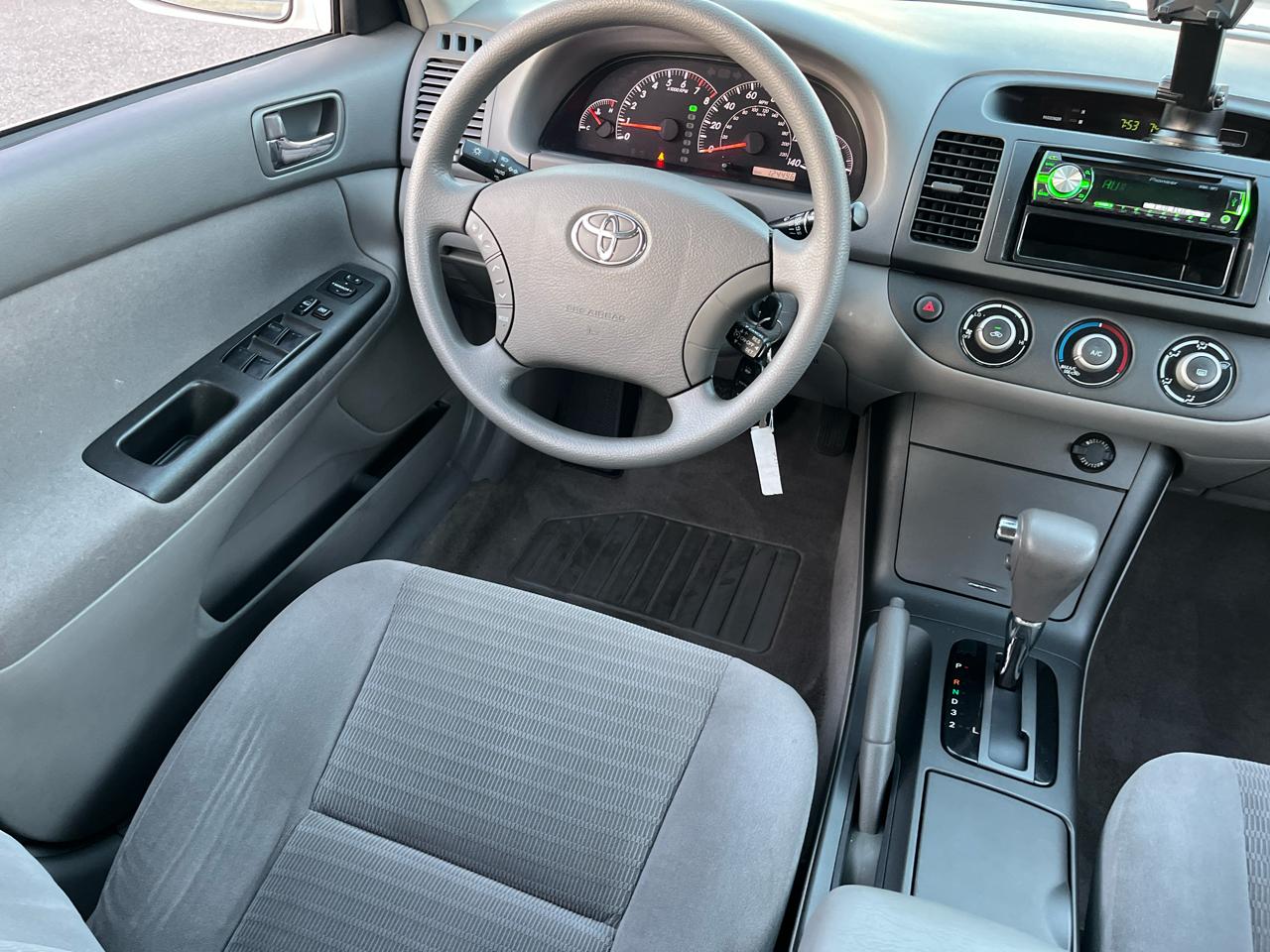 Toyota Camry LE 2005