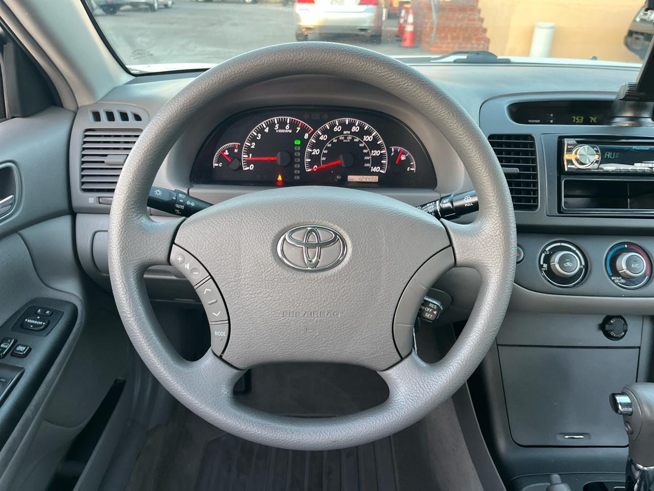 Toyota Camry LE 2005