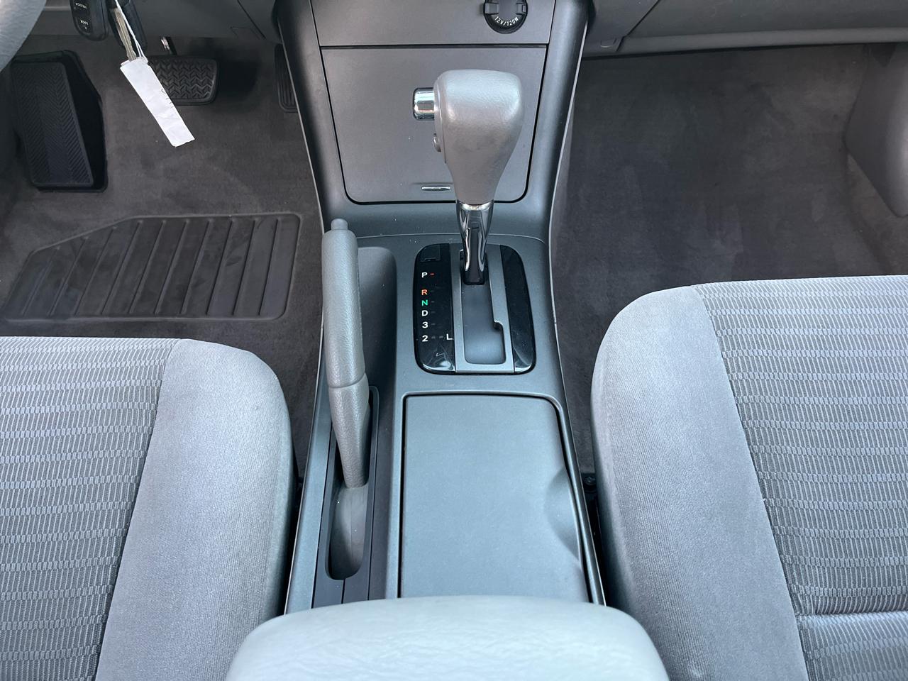 Toyota Camry LE 2005