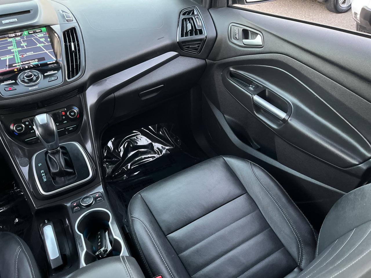 Ford Escape Titanium FWD 2014