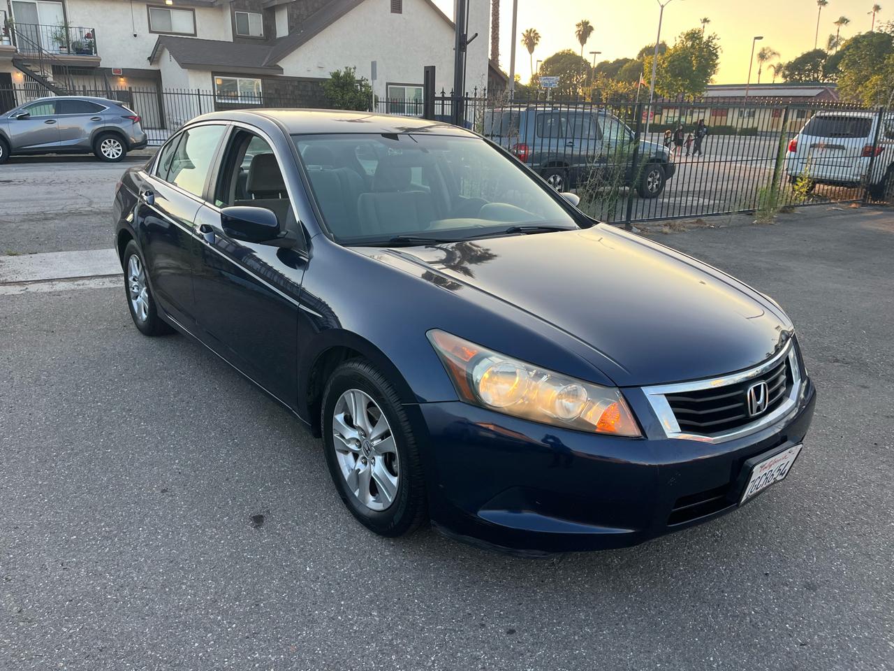 Honda Accord LX-P Sedan AT 2010