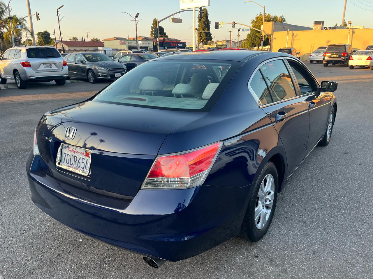 Honda Accord LX-P Sedan AT 2010