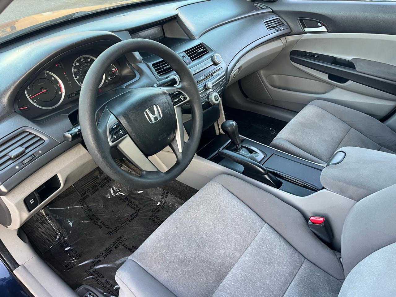 Honda Accord LX-P Sedan AT 2010