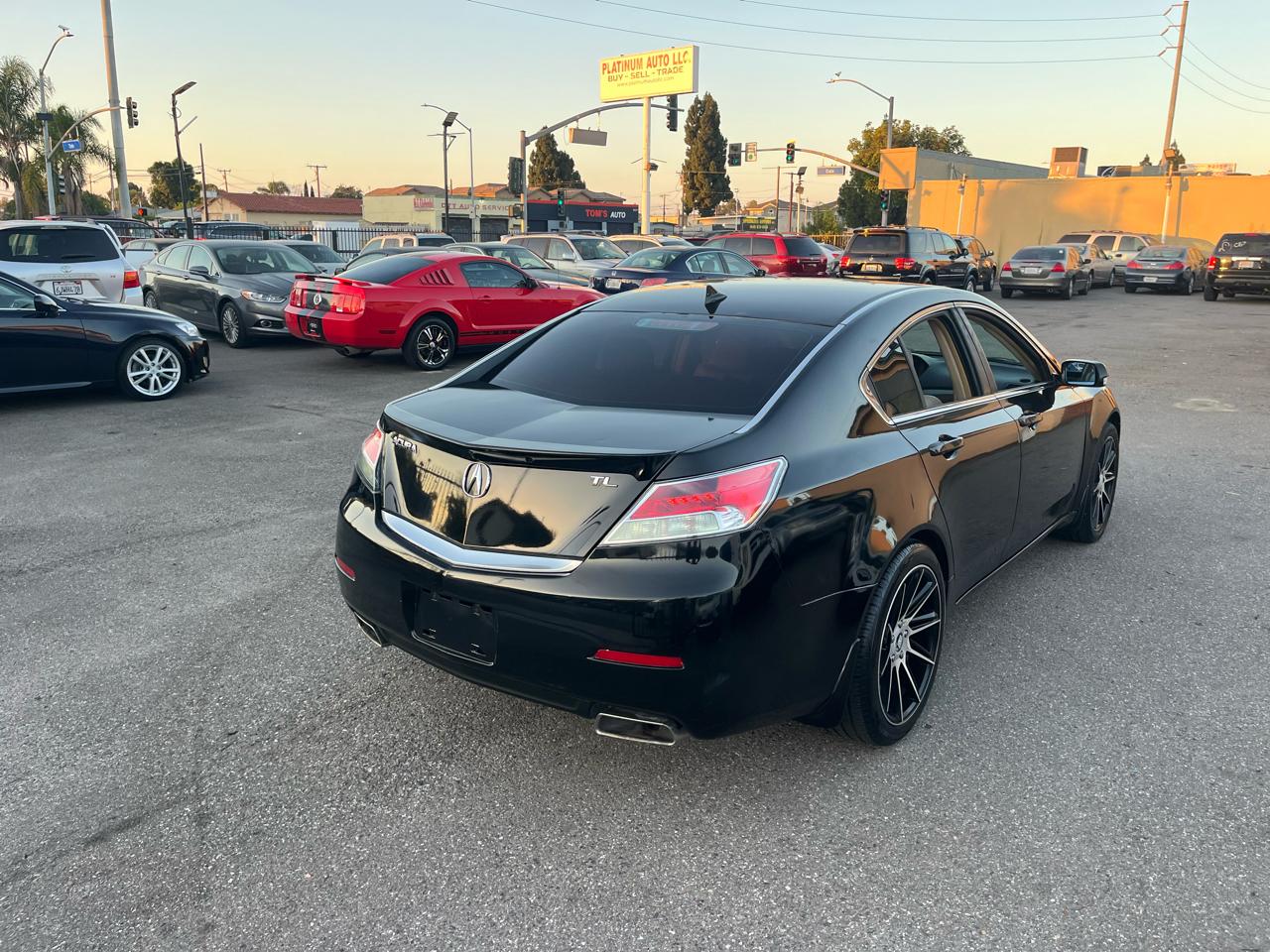 Acura TL 6-Speed AT with Tech Package and 18-In. WP 2012