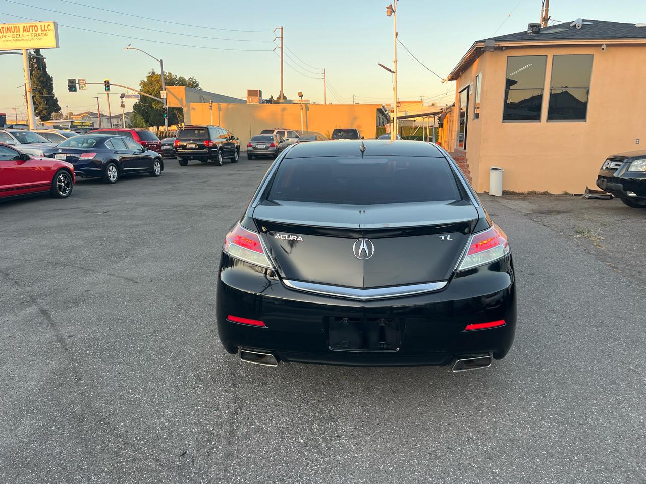 Acura TL 6-Speed AT with Tech Package and 18-In. WP 2012