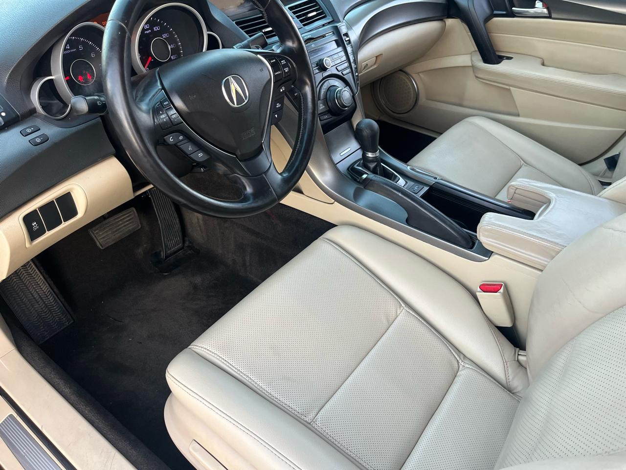 Acura TL 6-Speed AT with Tech Package and 18-In. WP 2012