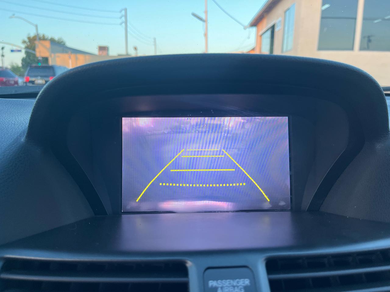 Acura TL 6-Speed AT with Tech Package and 18-In. WP 2012