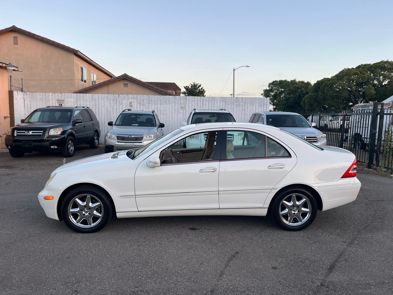 Mercedes-Benz C-Class C240 Sedan 2004