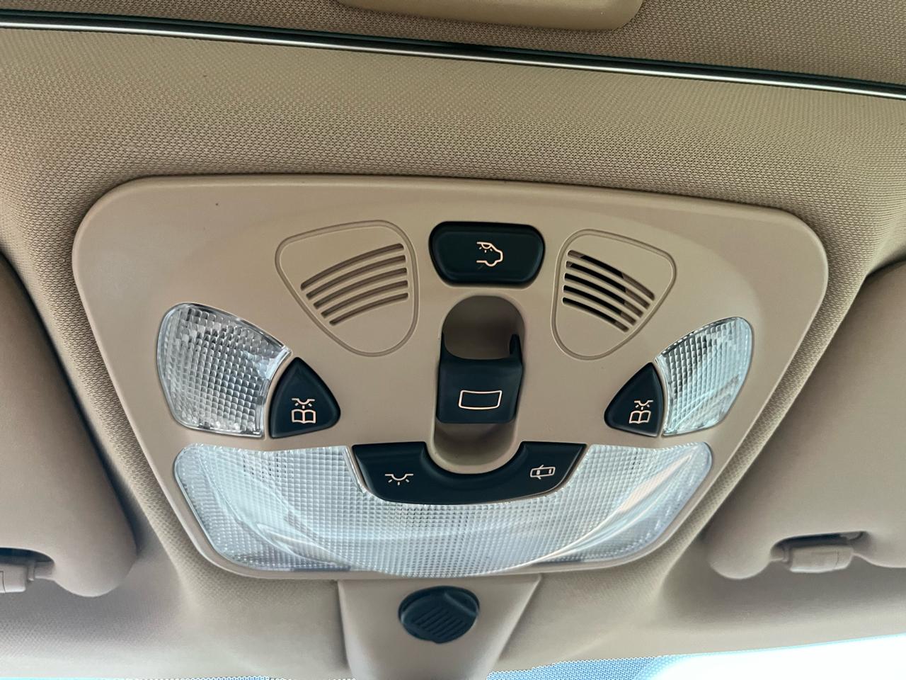 Mercedes-Benz C-Class C240 Sedan 2004