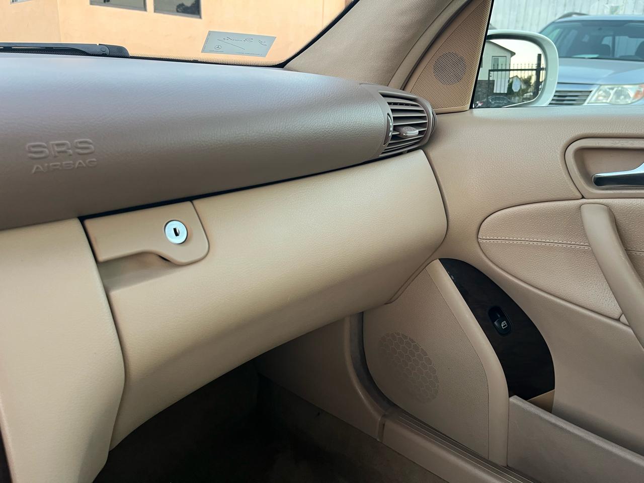 Mercedes-Benz C-Class C240 Sedan 2004
