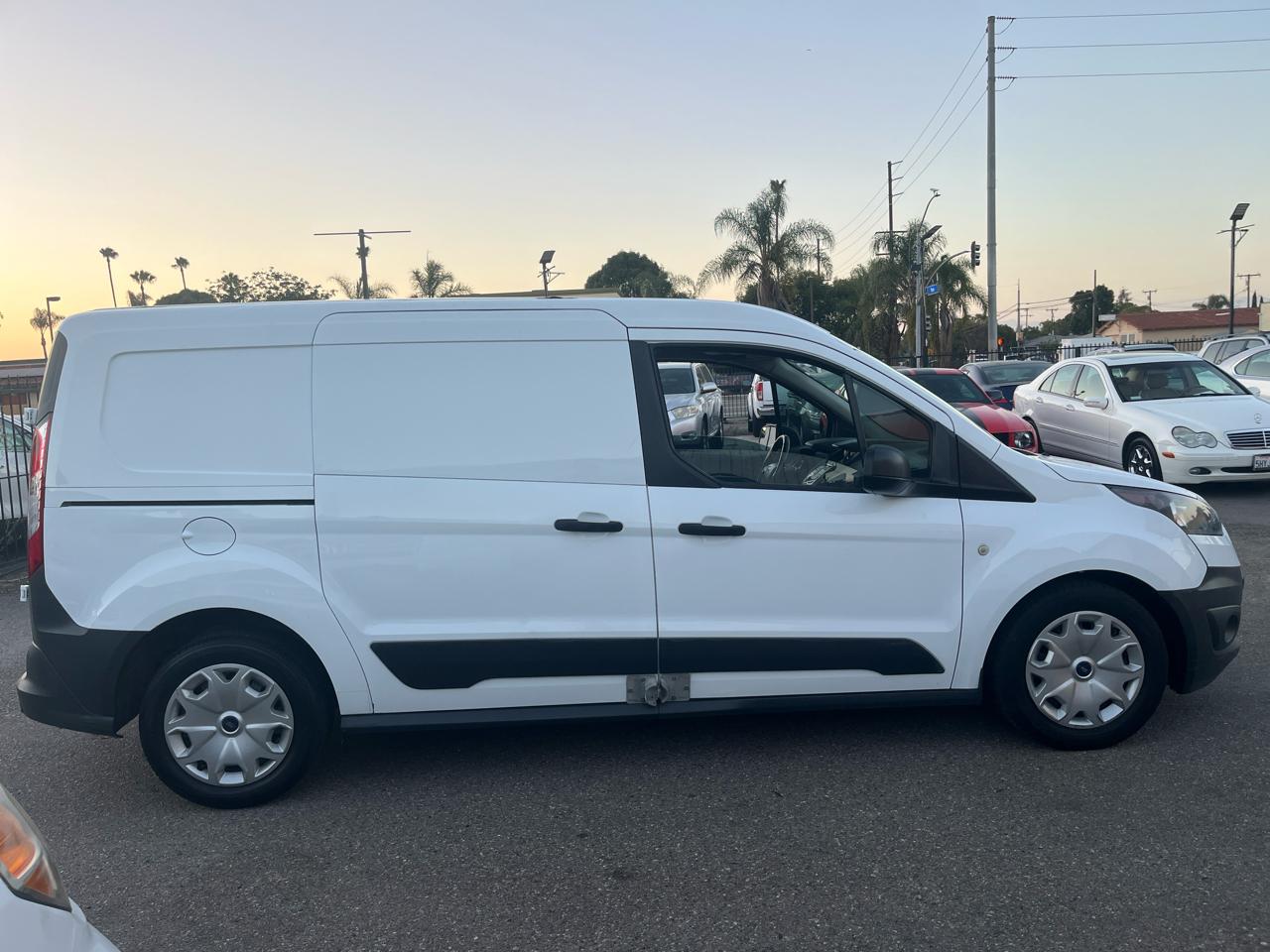 Ford Transit Connect Cargo Van XL LWB w/Rear 180 Degree Door 2018