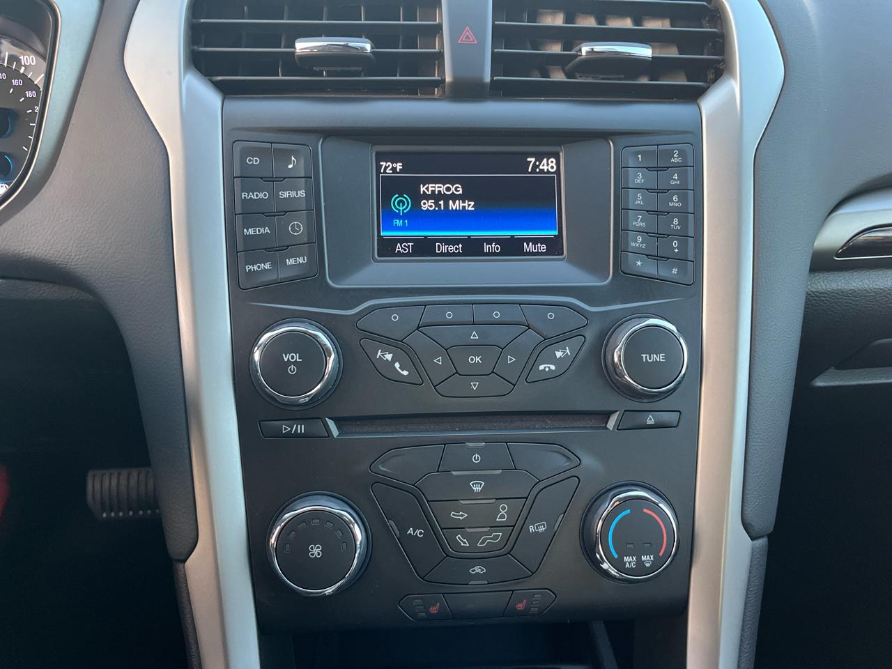 Ford Fusion SE 2014