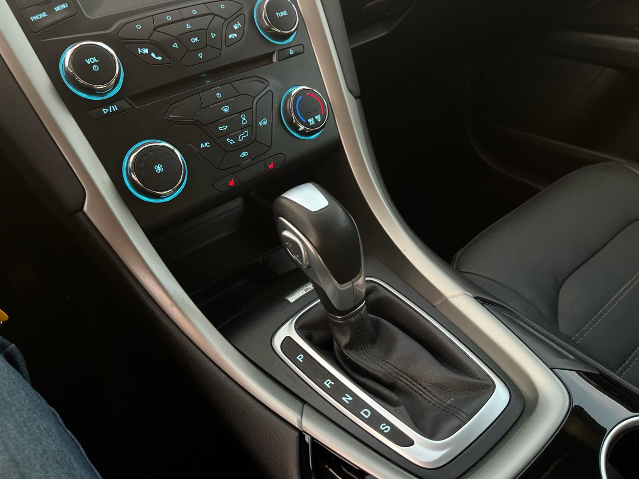 Ford Fusion SE 2014