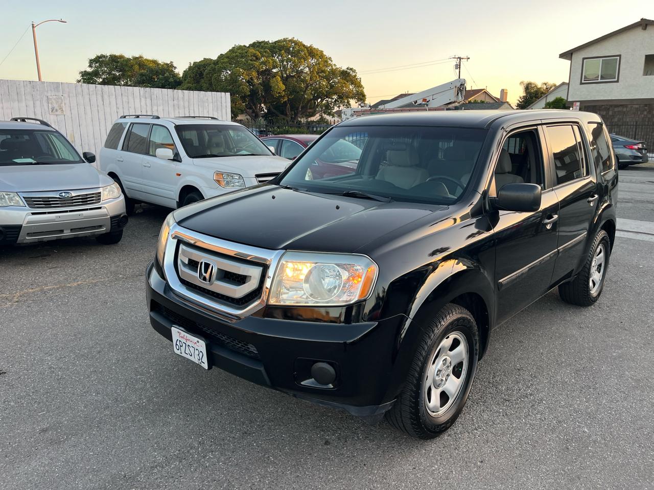 2011 Honda Pilot LX 2WD 5-Spd AT