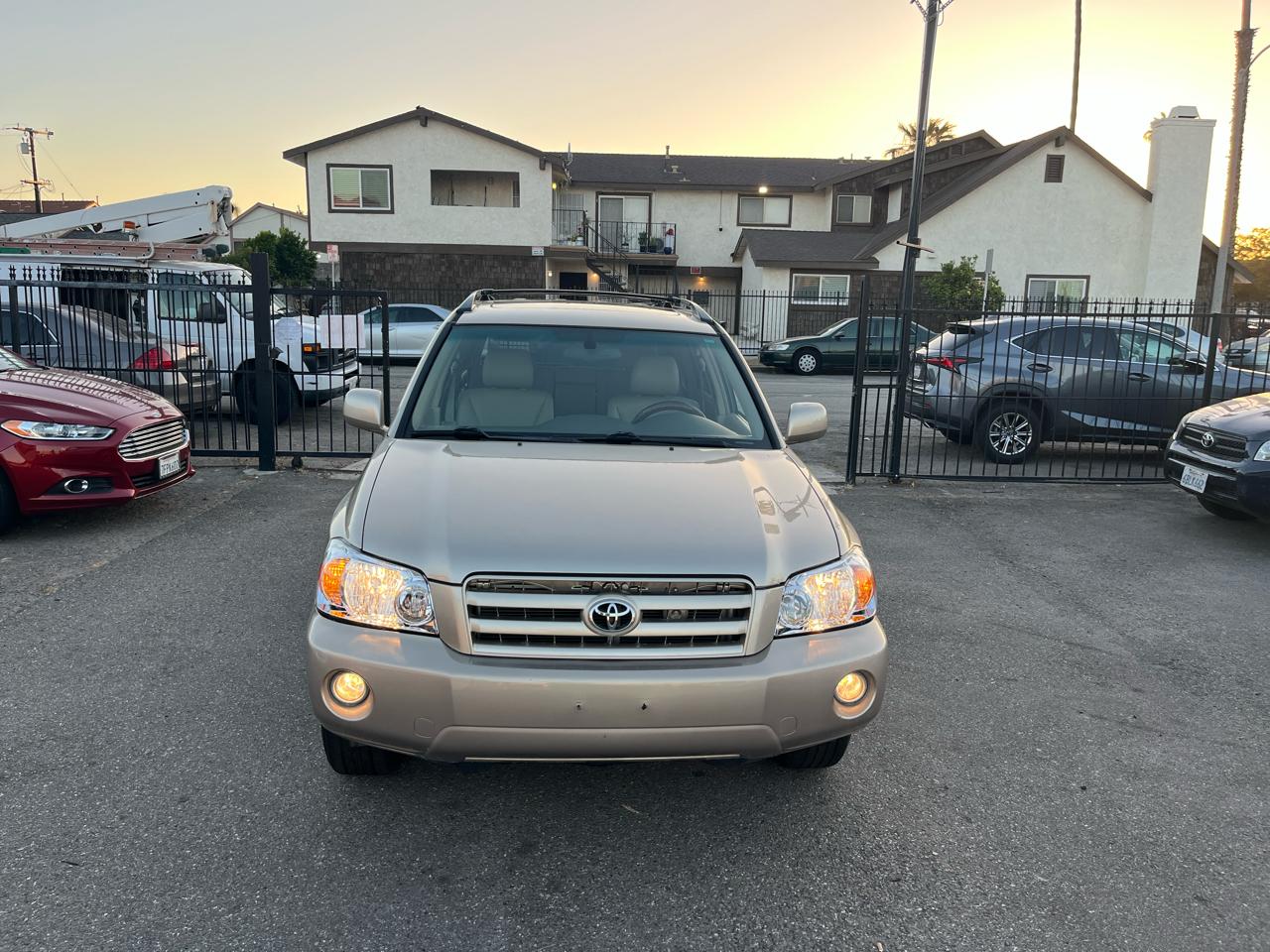 Toyota Highlander 4dr V6 Limited (Natl) 2004