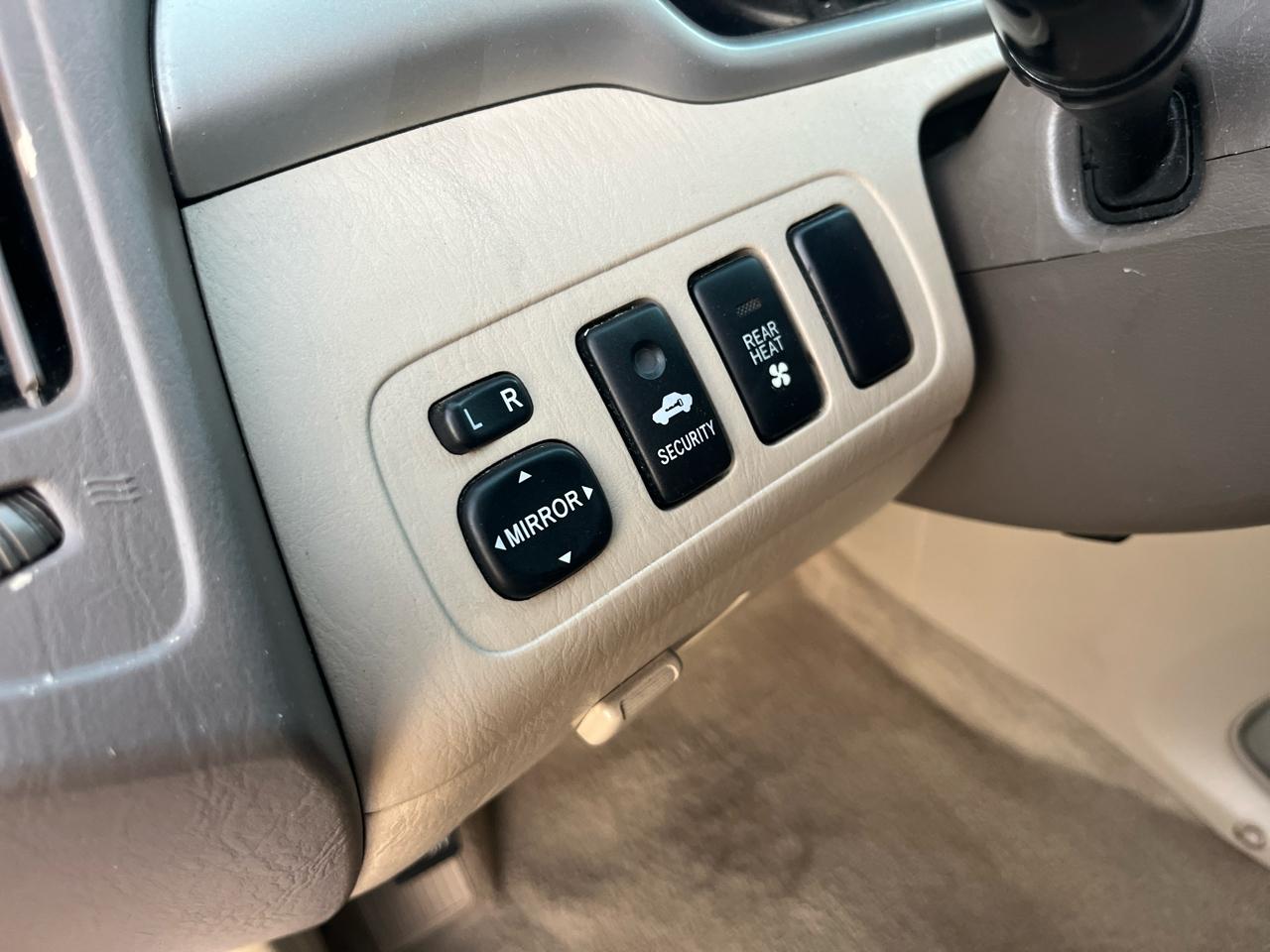 Toyota Highlander 4dr V6 Limited (Natl) 2004