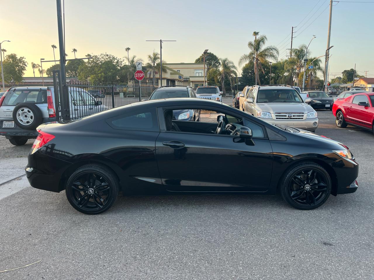Honda Civic 2dr Cpe LX Auto w/Side Airbags 2013