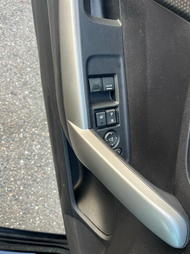 Honda Civic 2dr Cpe LX Auto w/Side Airbags 2013