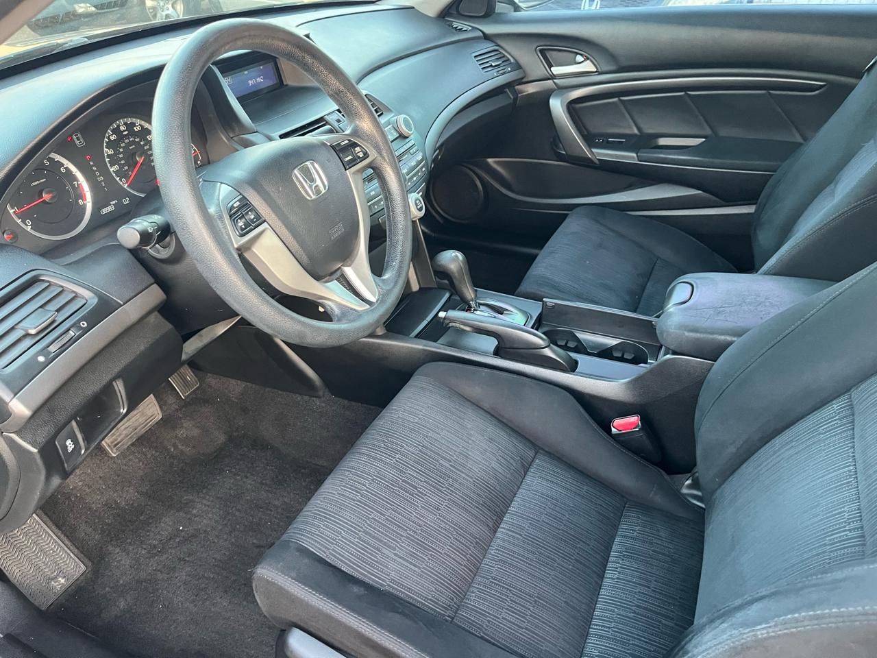 Honda Accord LX-S Coupe AT 2012