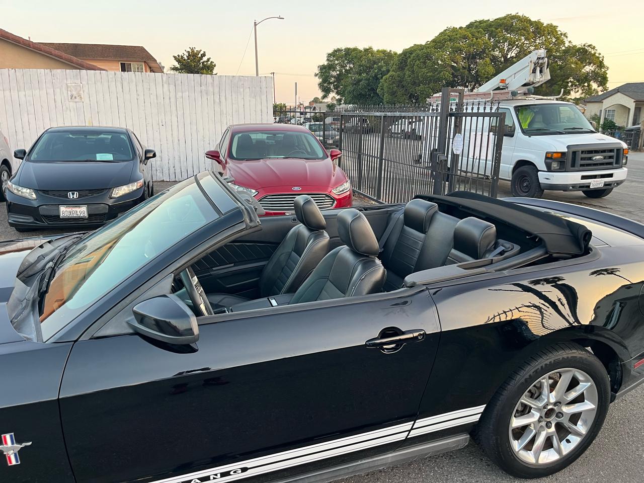 Ford Mustang V6 Convertible 2010