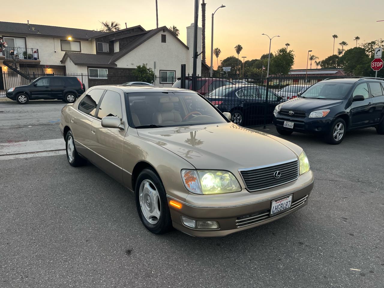Lexus LS 400 Base 1999