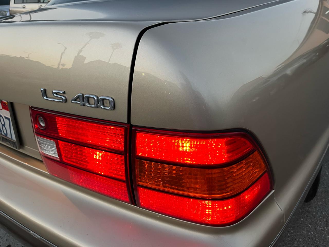 Lexus LS 400 Base 1999