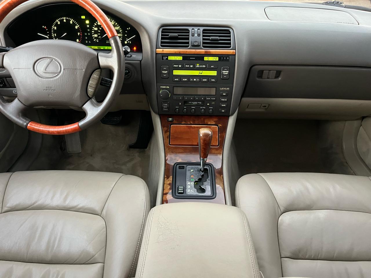 Lexus LS 400 Base 1999