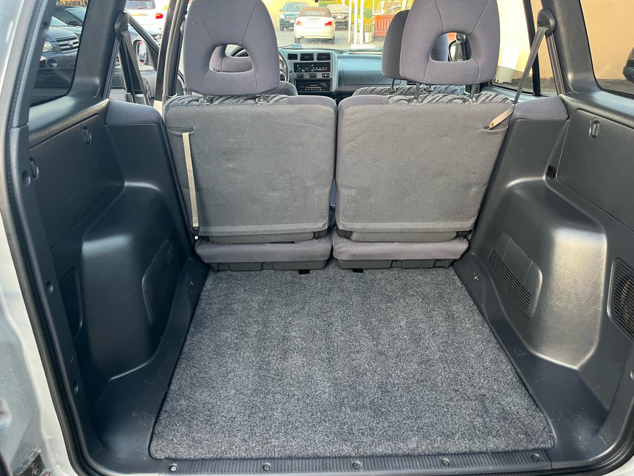Toyota RAV4 4-Door 2WD 1998