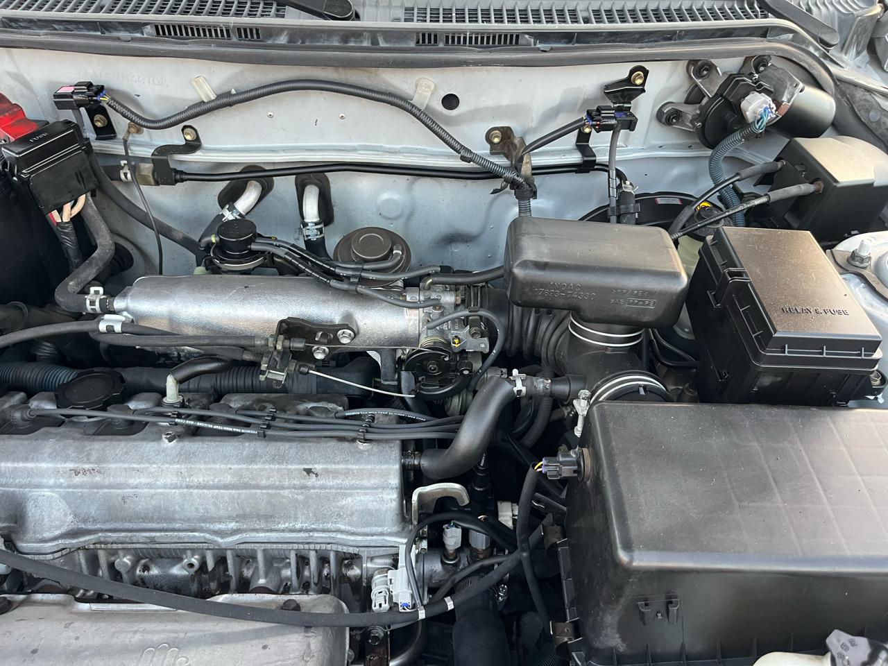 Toyota RAV4 4-Door 2WD 1998