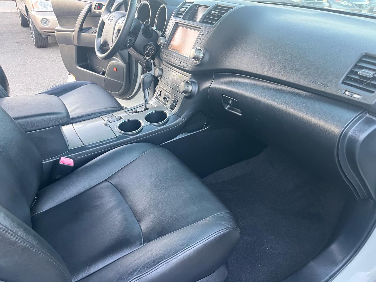Toyota Highlander Sport 2WD 2008