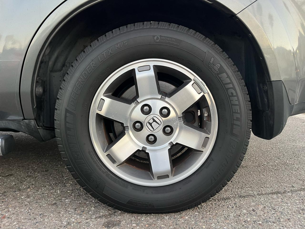 Honda Pilot Touring 4WD with DVD 2009