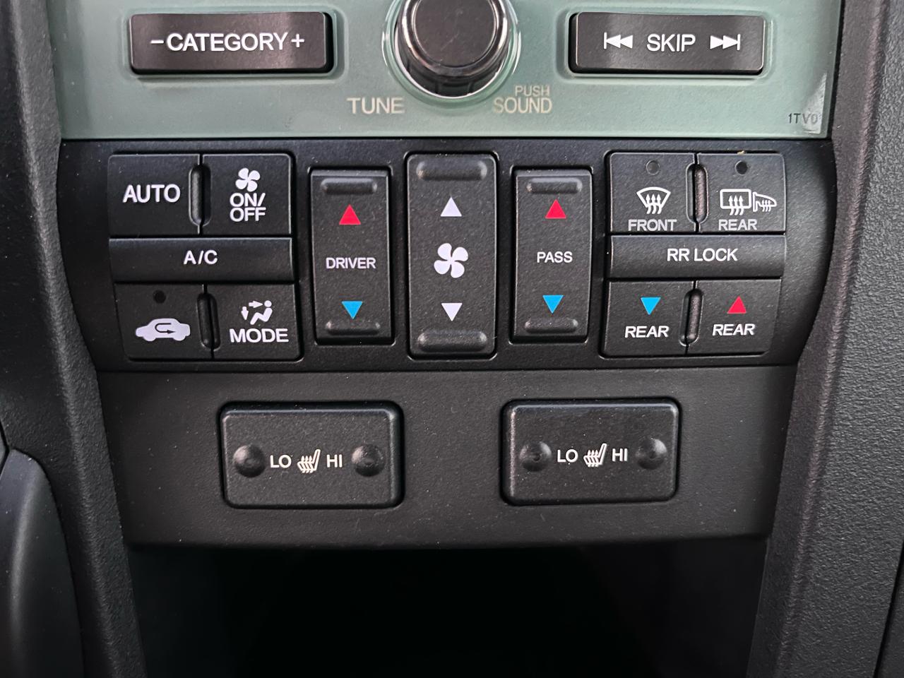 Honda Pilot Touring 4WD with DVD 2009