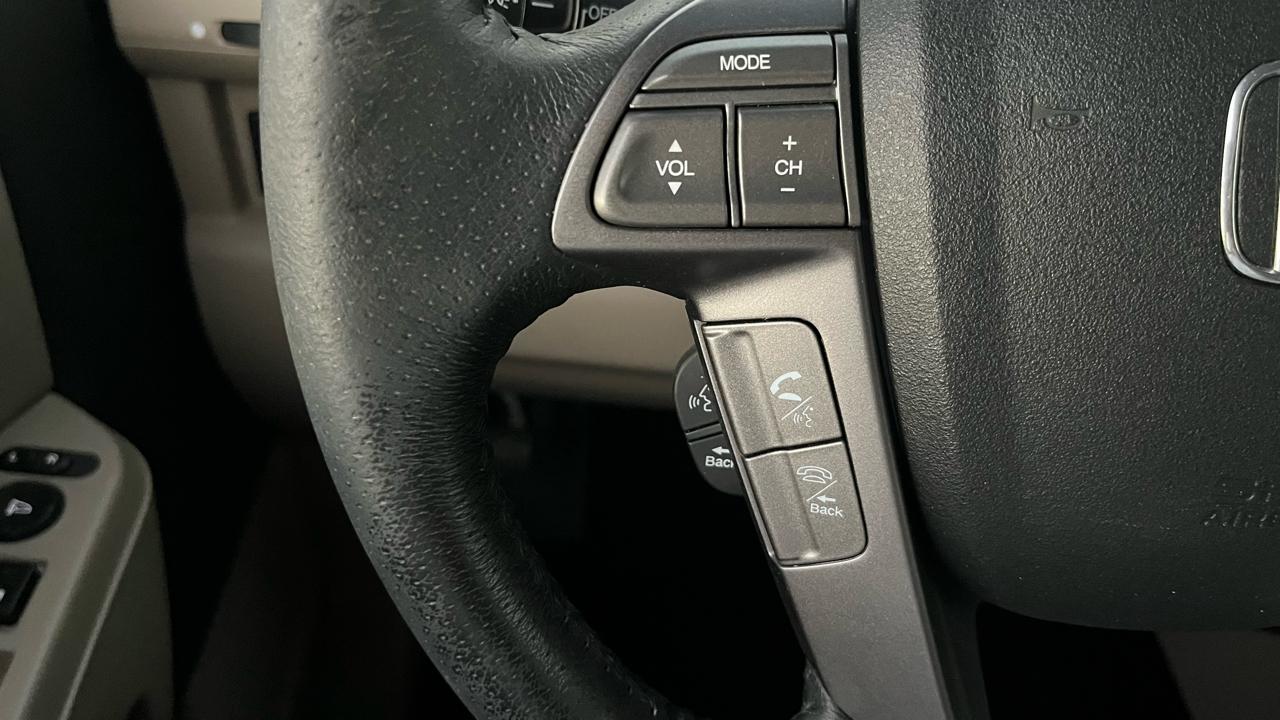 Honda Pilot Touring 4WD with DVD 2009
