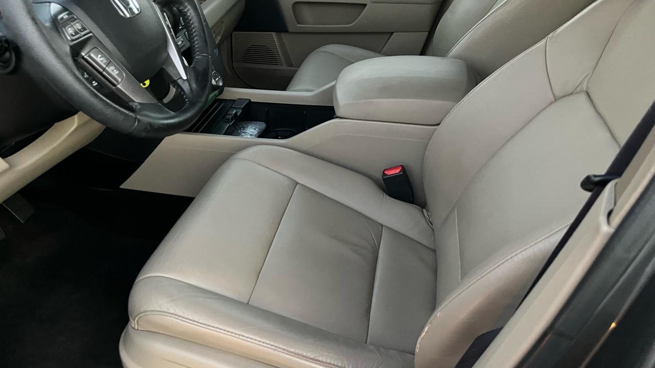 Honda Pilot Touring 4WD with DVD 2009