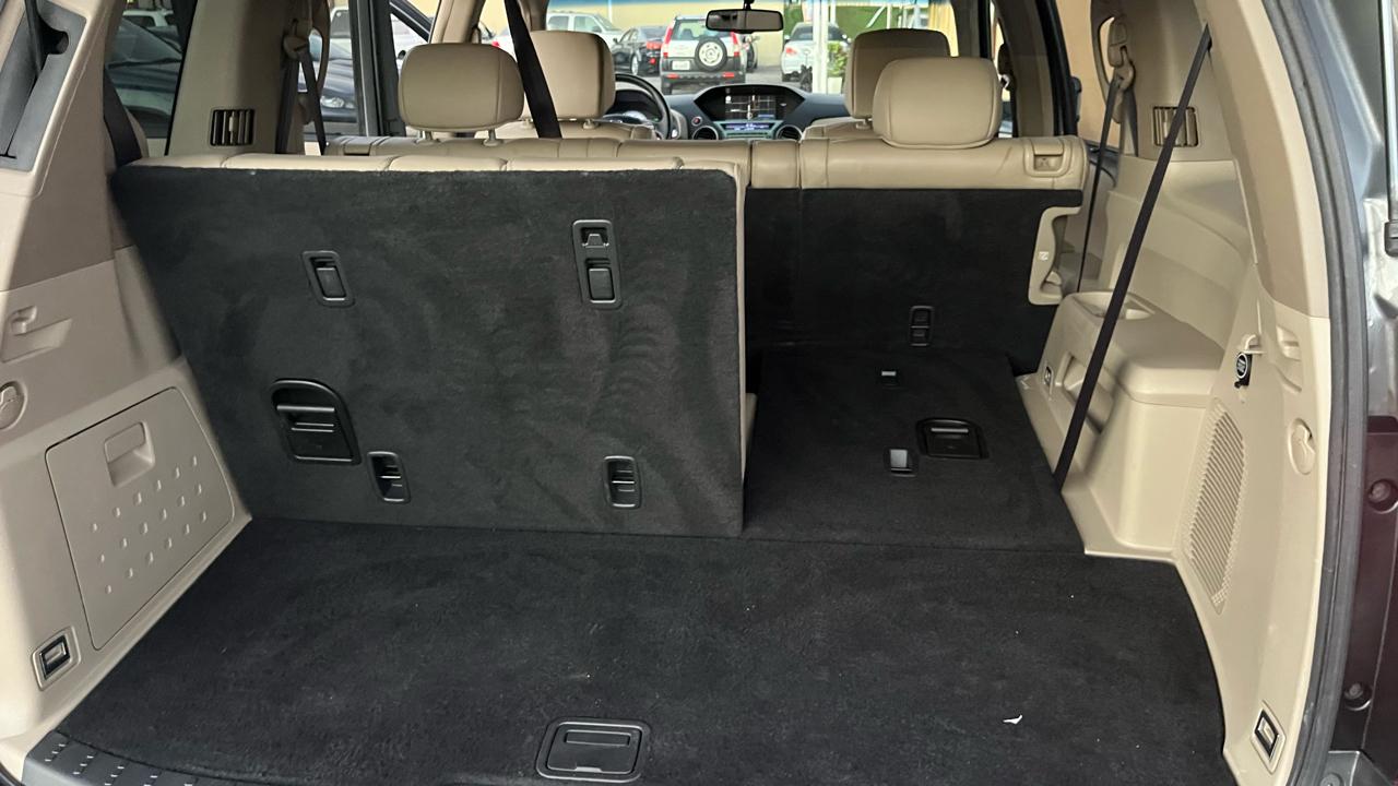 Honda Pilot Touring 4WD with DVD 2009