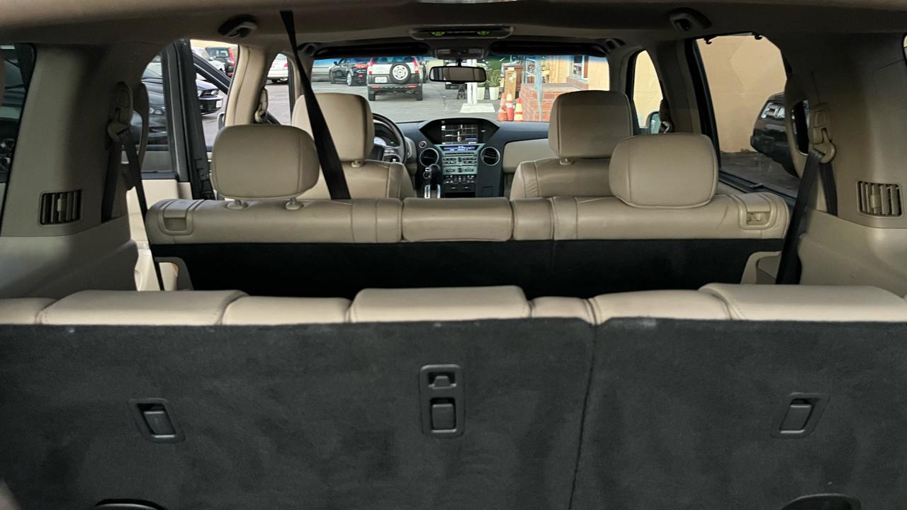 Honda Pilot Touring 4WD with DVD 2009