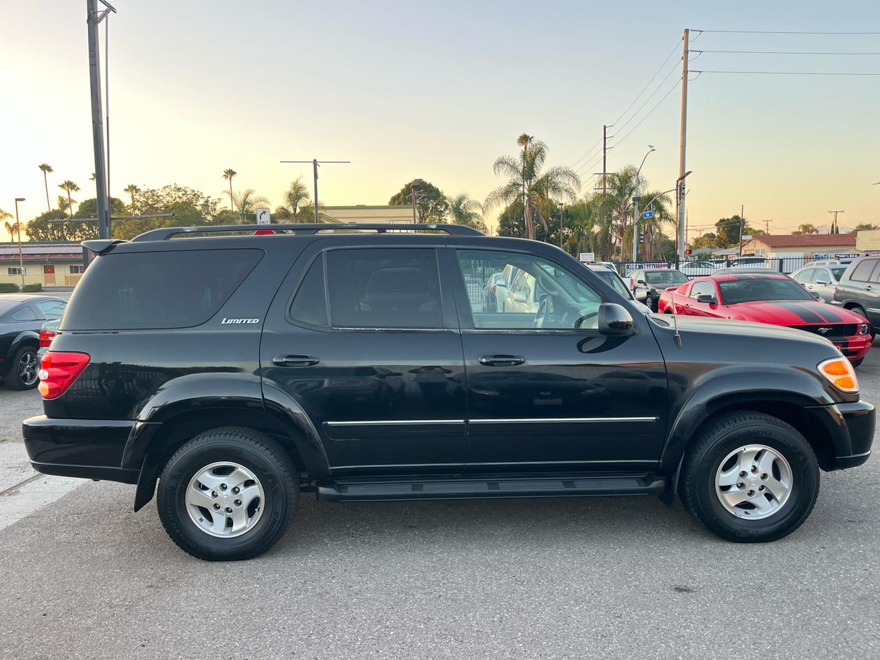 Toyota Sequoia Limited 2WD 2002