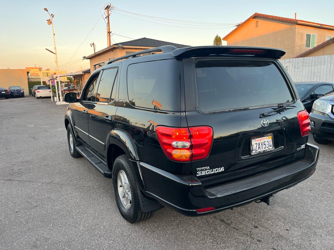Toyota Sequoia Limited 2WD 2002
