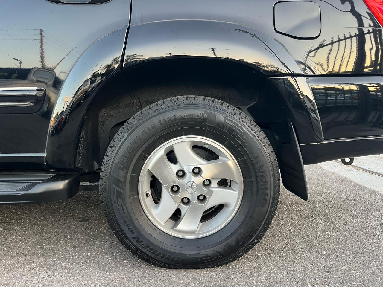 Toyota Sequoia Limited 2WD 2002